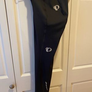 Pearl Izumi bike pants - size L - chamois- never worn
